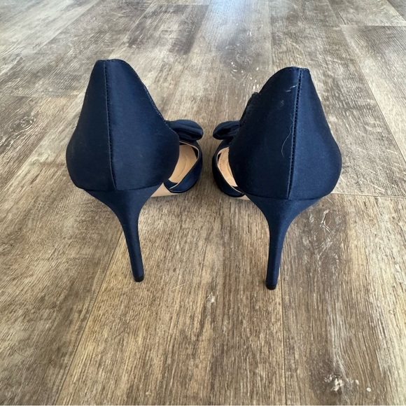 NWOT! Nina Two Strap Satin Elegant Navy Blue Bow Peep Toe Heels - Picture 9 of 11